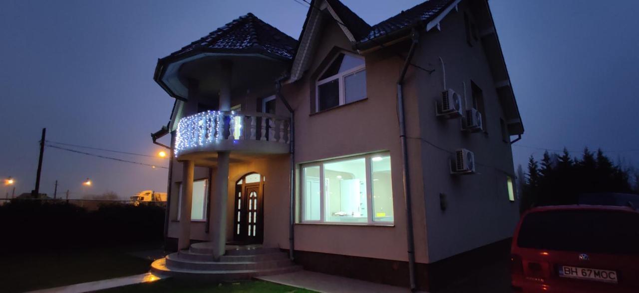 Casa Blanco Oradea Exterior foto