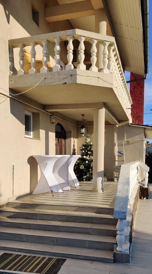 Casa Blanco Oradea Exterior foto